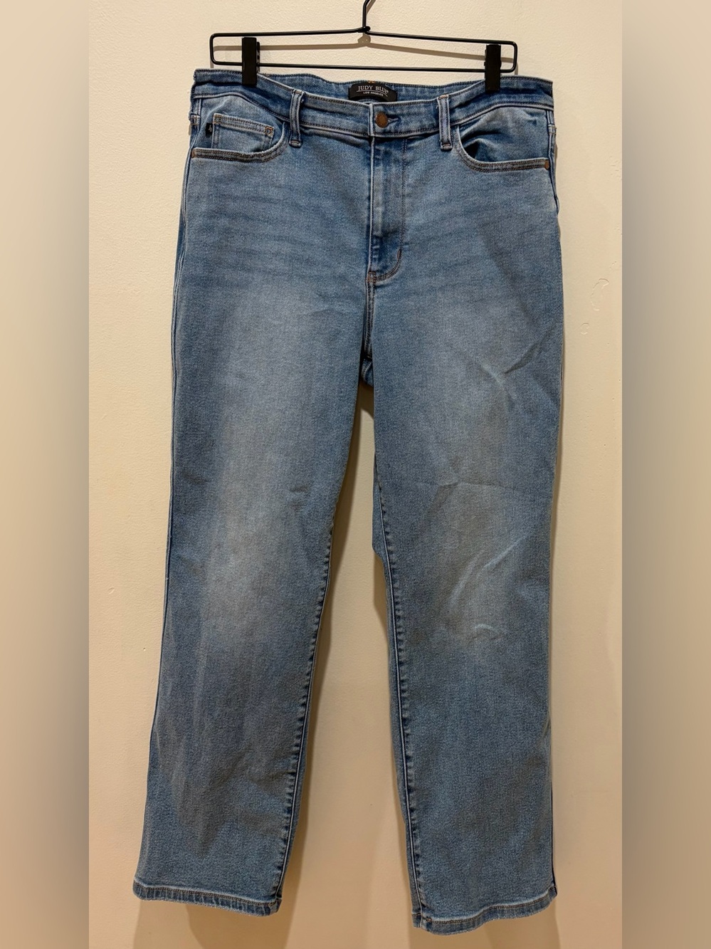 Judy Blue Vintage Straight Leg Light Medium Blue Jeans - Women’s Size 11 / 30